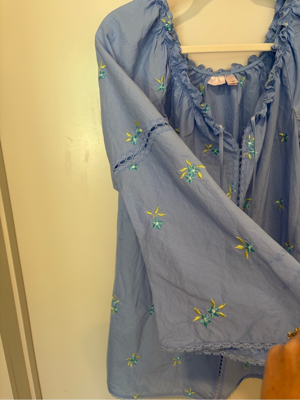 VNTG Y2K Victoria’s Secret Cotton Nightgown Embroidered Bell Sleeves Peasant M - Picture 6 of 11